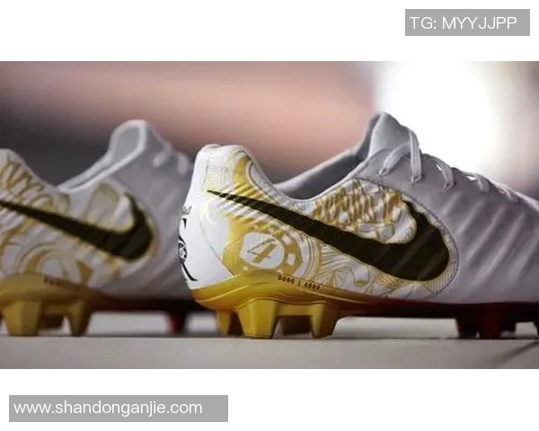 王足球鞋引领潮流创新科技 打造足球运动员专属战靴新标杆